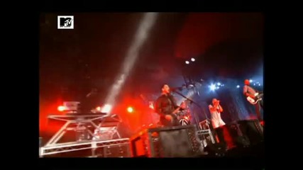 Linkin Park - Bleed It Out (live @ Transformers 2 premiere)