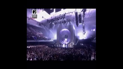 Miley Cyrus - Who owns my heart (live) 