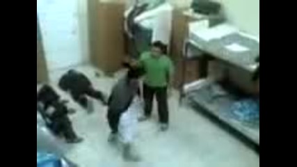 Ето на какво играят момчетата през свободното си време!