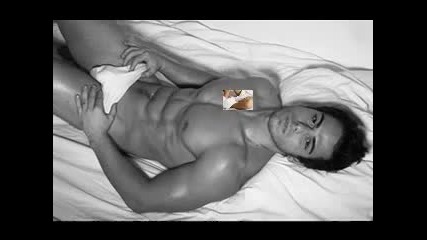 In bed with hunk - Sweet dreams are guaranteed