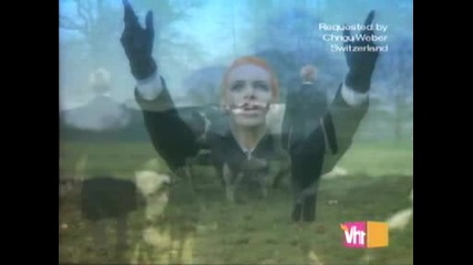 Eurythmics - Sweet Dreams.avi
