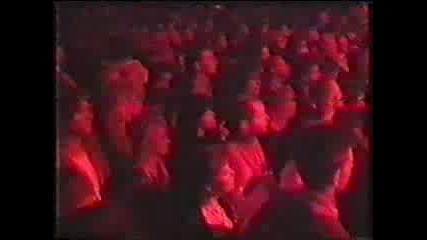 Toto - Red house 