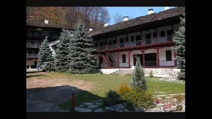 Български Църкви и Манастири