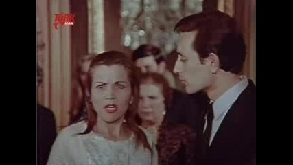 Hayatim Senindir (1971) Hulya Kocyigit 8/8