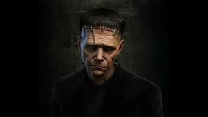 Fan War!!! Dracula vs Frankenstein's Monster