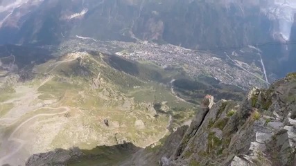 Екстремен скок с Wingsuit