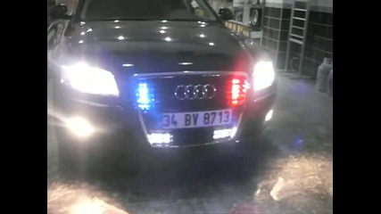 Audi... L