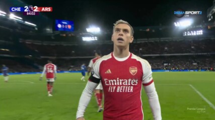 Леандро Тросар бележи за да направи резултата 2:2