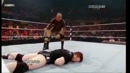 [www.mb7.org]randy-orton-прави-rko-на-