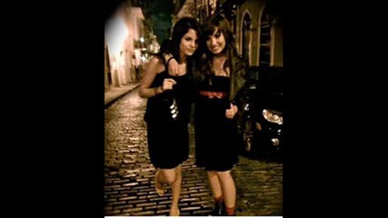 [ Pics ] Selena Gomez - Tell me something i dont know