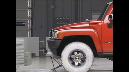 2008 Hummer H3 frontal offset test