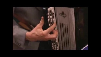 Руски баби пеят песен на Бритни