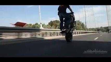 Среща в центъра - Историята