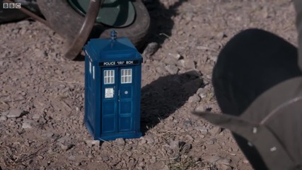 The Tardis Shrinks - Flatline - Doctor Who