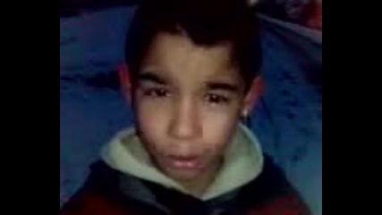 Малко циган4е пее
