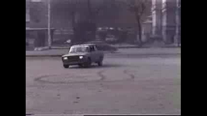 Лада прави дрифт