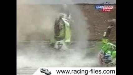 Избухване на Kawasaki по време на състезание