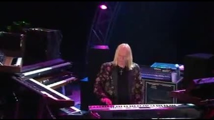 Yes - Roundabout - Live at Montreux 2003