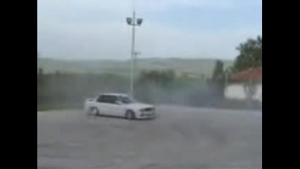Bmw M3 Power Лудо Въртене