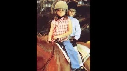 Mary - Kate And Ashley Olsen