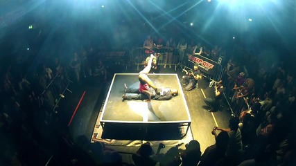 Blonde Girl Surprises Crowd With Miley Cyrus Twerk At Booty Shaking Contest!