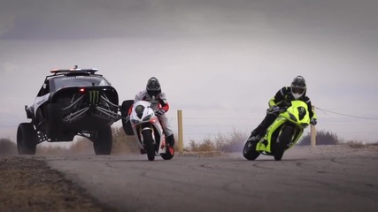 Супер откачено - Motorcycle vs. Car Drift Battle 3 - [full Hd]