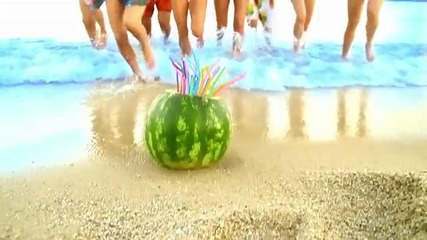 Летен Х И Т Aroma Ft Katerina - Ta Pedia Tou Pirea The Children Of Piraeus 