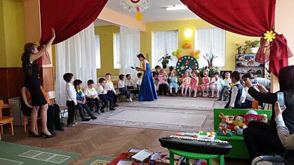 Кристияна Младенова Берковица - първо тържество в детската градина Гълъбо