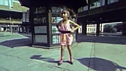 Lepa Brena - Cuvala me mama - Official Video 1989