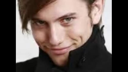 jackson rathbone fan pics [sexy]