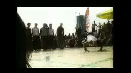 Freestyle Breakdancing Session In Europe