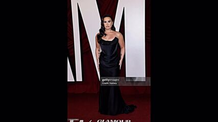 demi glamour red carpet