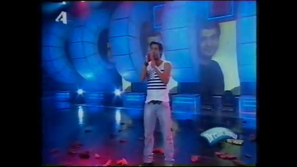 Kostas Martakis - Den Eimai Edo Gia Kanena (live) (high Quality) 