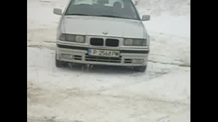 Bmw - Се Върти На Стадиона