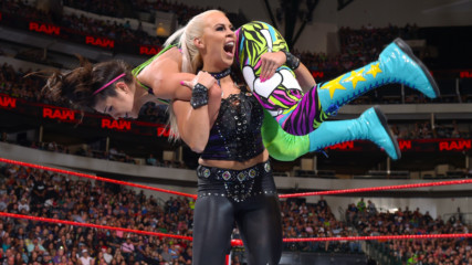 Bayley vs. Dana Brooke: Raw, Sept. 17, 2018