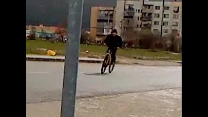 скок с колело 2