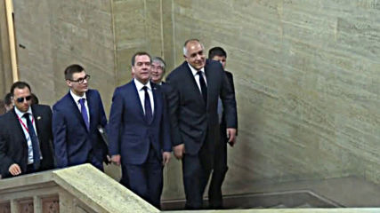 Борисов и Медведев отчетоха ръст на стокообмена