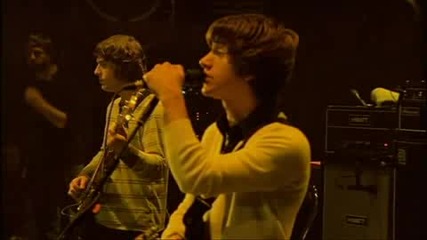 Arctic Monkeys - When The Sun Goes Down Live [at The Apollo Dv
