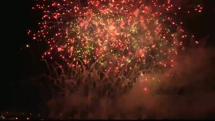 Фойерверки спектакъл. Фойерверки 2011 Джон Лиу