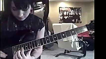 Girls who play Heavy Metal from Hell on guitars