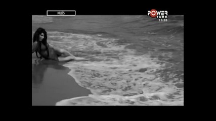 Hande Yener - Bana Anlat