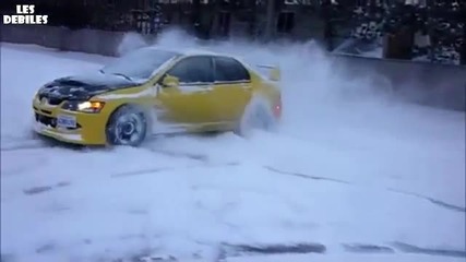 Дрифт и въртене в снега