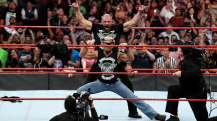5 things you need to know before tonight's Raw: Oct. 15, 2018