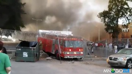 Пожарната пристига с гръм и трясък