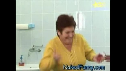 Голи И Смешни - Докторе Заседна Ми Задника!