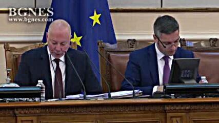 Скандал в парламента, депутатите гледат извънредно помощта за Украйна