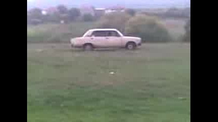Ofrood Lada
