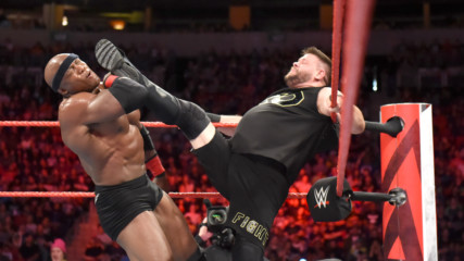 Bobby Lashley vs. Kevin Owens: Raw, Oct. 1, 2018