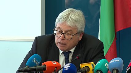 МЗ проверява 7 държавни болници заради цените на скъпоструващи лекарства