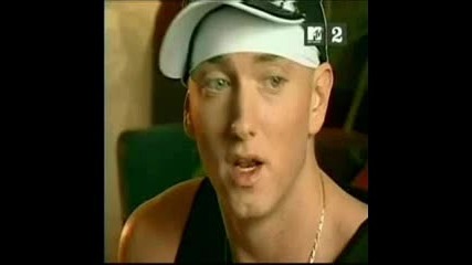 Понякога ще разберете , че ябълката не пада по далеч от дървото Eminem - The Apple